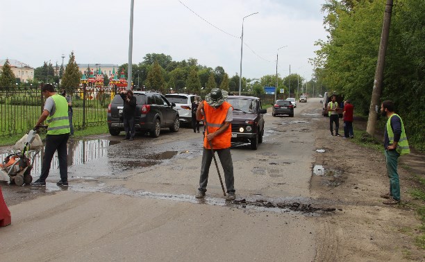 В семи районах Тульской области отремонтируют дороги за счет внебюджетных средств
