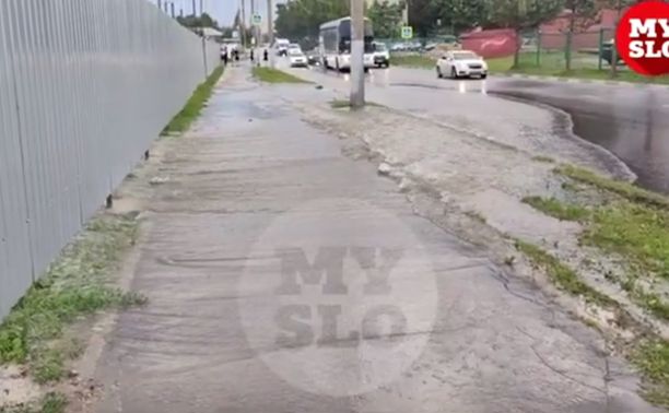 Потоп в Пролетарском районе: «Тулагорводоканал» устраняет аварию