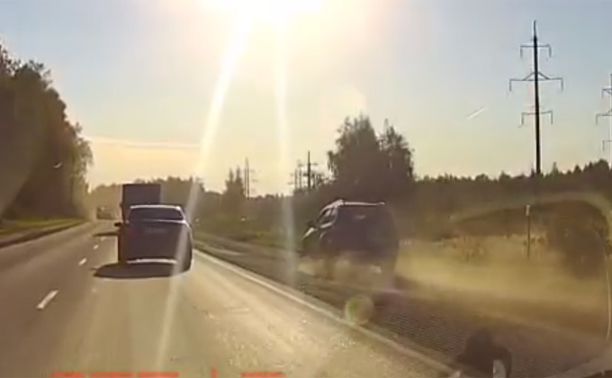 «Водителей-пылевичков» засняли на Одоевском шоссе в Туле