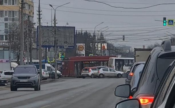 «Накажи автохама»: водитель нашел оригинальное решение проблемы утренней пробки на Зеленстрое