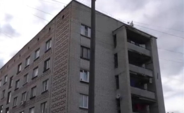 Жители Донского: «Ребенок рухнул вместе с куском аварийного балкона»