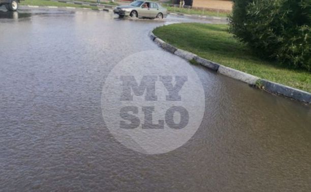 Потоп в Пролетарском районе: на месте строительства рынка поврежден водопровод