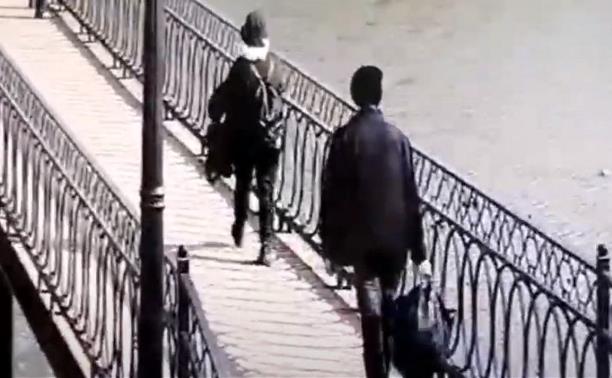 В Тульской области пропала школьница: появилось видео предполагаемого преступника